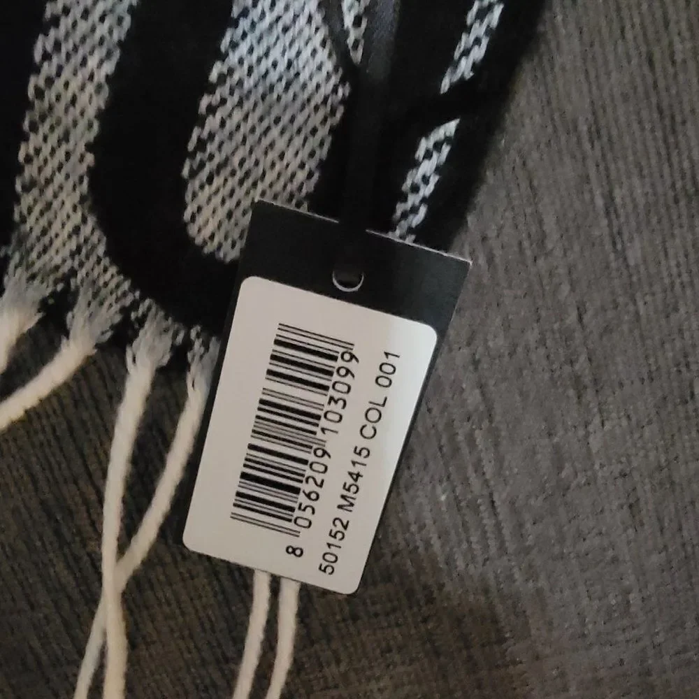 Moschino Men's Black & Grey Shawl Stole Wool Winter Scarf